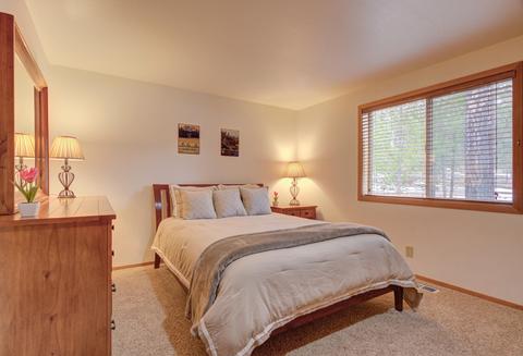 57679 Poplar Loop, Sunriver, OR 97707 photo 18