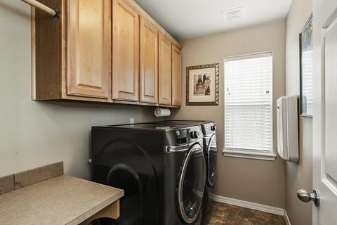 61192 Foxglove Loop, Bend, OR 97702 photo 26