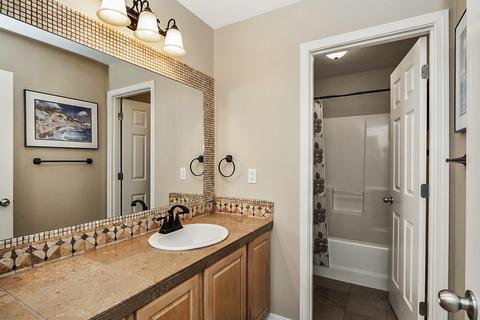 61192 Foxglove Loop, Bend, OR 97702 photo 27