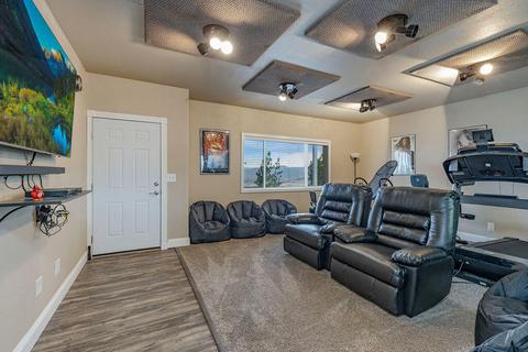 390 Mt Castle Dr, Eagle Point, OR 97524 photo 25