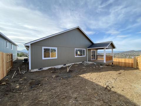 726 Onyx St, Eagle Point, OR 97524 photo 12