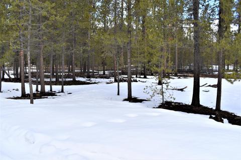 53730 Pradera Pl, La Pine, OR 97739 photo 4