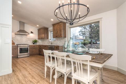 20761 S Loop Pl, Bend, OR 97703 photo 11