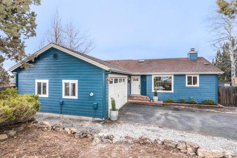 20761 S Loop Pl, Bend, OR 97703 photo 3