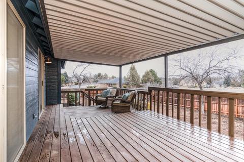 20761 S Loop Pl, Bend, OR 97703 photo 9