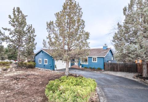 20761 S Loop Pl, Bend, OR 97703 photo 4