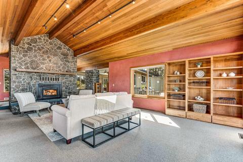 20160 Winston Ct, Bend, OR 97703 photo 11