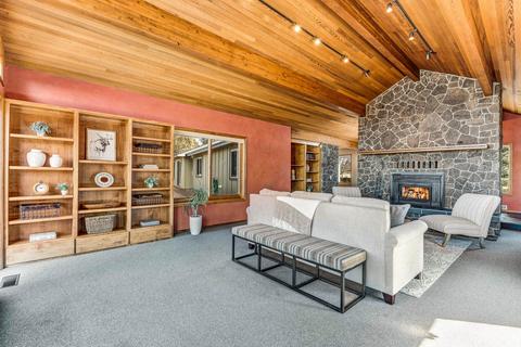 20160 Winston Ct, Bend, OR 97703 photo 10