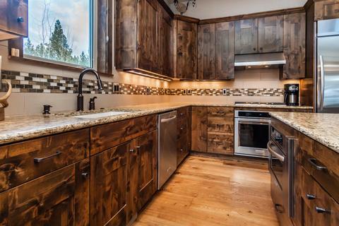 60483 Snap Shot Loop, Bend, OR 97702 photo 12