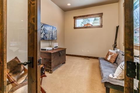 60483 Snap Shot Loop, Bend, OR 97702 photo 4