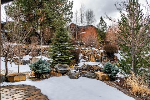 60483 Snap Shot Loop, Bend, OR 97702 photo 37