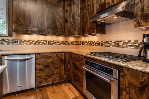 60483 Snap Shot Loop, Bend, OR 97702 photo 13