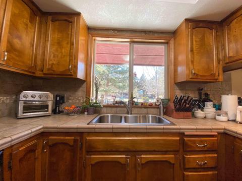 64943 Hunnell Rd, Bend, OR 97703 photo 24