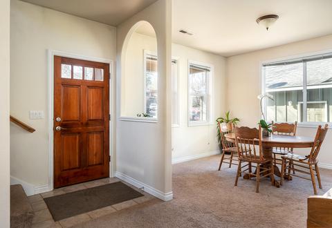 19448 Brookside Way, Bend, OR 97702 photo 2