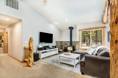 17084 Elsinore Rd, Bend, OR 97707 photo 7
