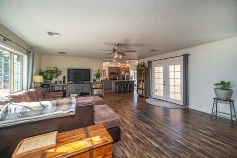 23900 Skywagon Dr, Bend, OR 97701 photo 8