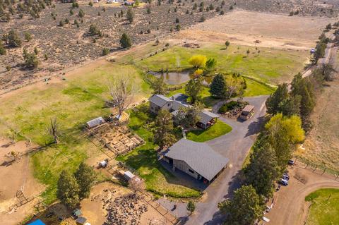 23900 Skywagon Dr, Bend, OR 97701 photo 52
