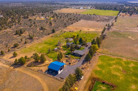 23900 Skywagon Dr, Bend, OR 97701 photo 51