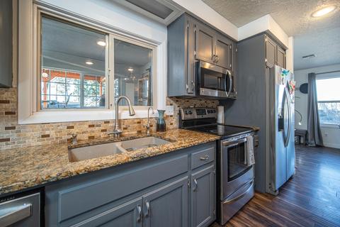23900 Skywagon Dr, Bend, OR 97701 photo 12