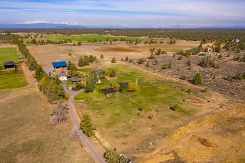 23900 Skywagon Dr, Bend, OR 97701 photo 46