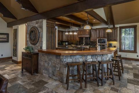 56373 Trailmere Cir, Bend, OR 97707 photo 5