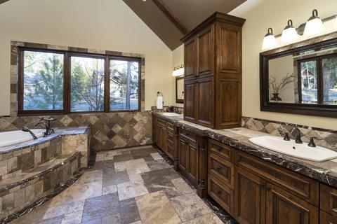 56373 Trailmere Cir, Bend, OR 97707 photo 15