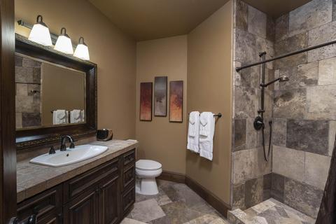 56373 Trailmere Cir, Bend, OR 97707 photo 18