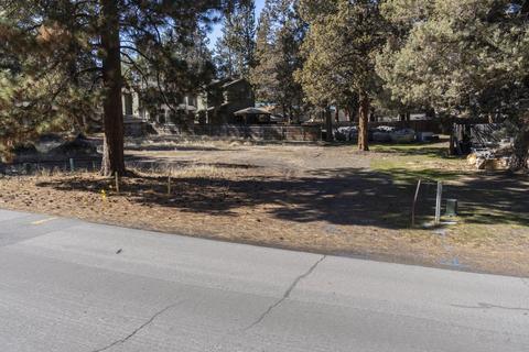 61669 Woodriver Dr, Bend, OR 97702 photo 6