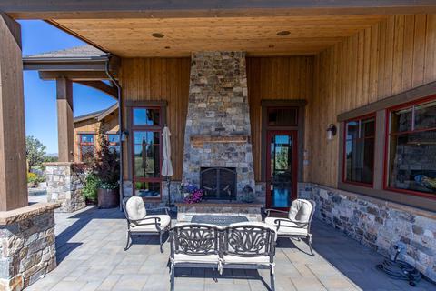 65902 Rimrock Ct, Bend, OR 97701 photo 42