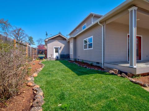 64 Pineridge Ln, Eagle Point, OR 97524 photo 34