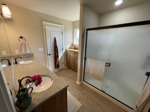 61092 Manhae Loop, Bend, OR 97702 photo 27