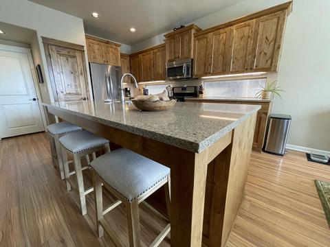 61092 Manhae Loop, Bend, OR 97702 photo 19