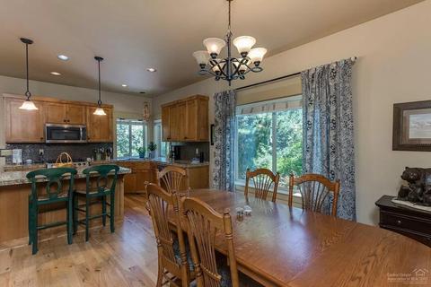 61473 Linton Loop, Bend, OR 97702 photo 9
