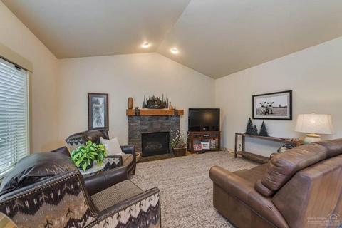 61473 Linton Loop, Bend, OR 97702 photo 6
