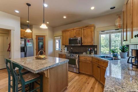 61473 Linton Loop, Bend, OR 97702 photo 10
