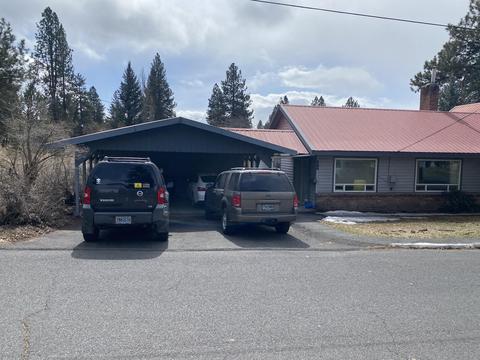 220 E Yahooskin St, Chiloquin, OR 97624 photo 2