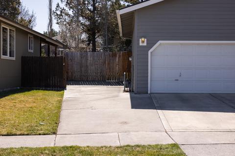 2385 NE Desert Willow Ct, Bend, OR 97701 photo 22