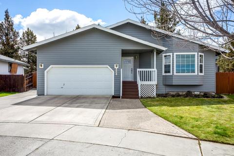 2385 NE Desert Willow Ct, Bend, OR 97701 photo 2