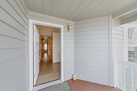 2385 NE Desert Willow Ct, Bend, OR 97701 photo 3