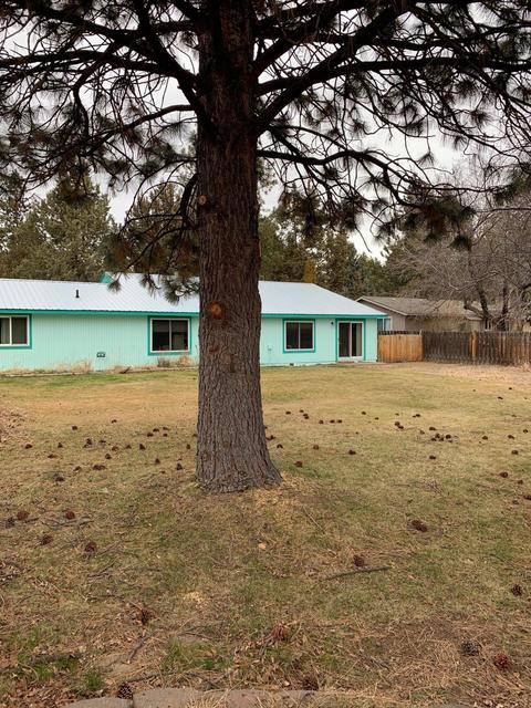 20383 Rae Rd, Bend, OR 97702 photo 9