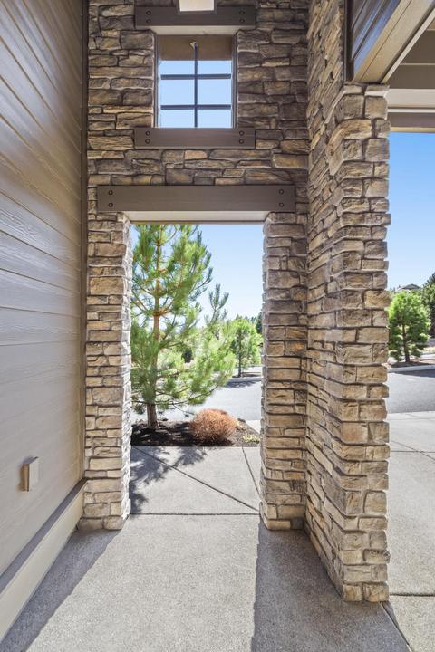 2608 NW Boulder Ridge Loop, Bend, OR 97703 photo 25