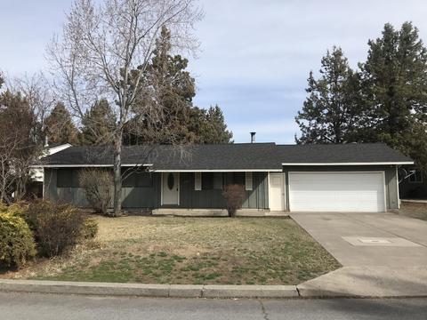 2526 NE Ocker Dr, Bend, OR 97701 photo 1