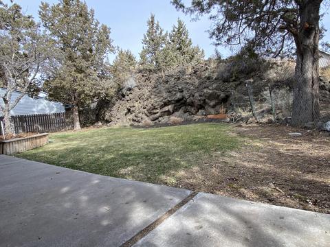 2526 NE Ocker Dr, Bend, OR 97701 photo 17