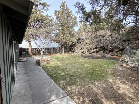 2526 NE Ocker Dr, Bend, OR 97701 photo 15
