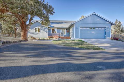 64818 Grande Loop, Bend, OR 97701 photo 1