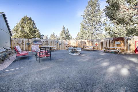64818 Grande Loop, Bend, OR 97701 photo 3