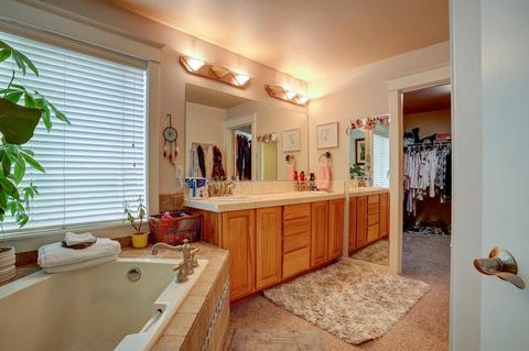61061 Chamomile Pl, Bend, OR 97702 photo 8