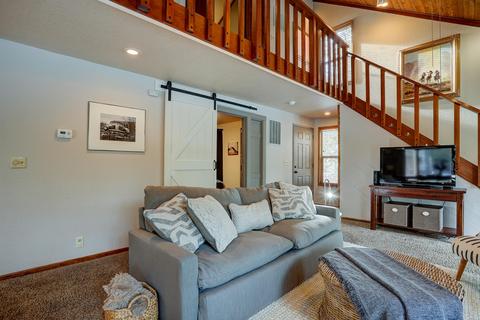 17860 Pine Ridge Ln, Sunriver, OR 97707 photo 11
