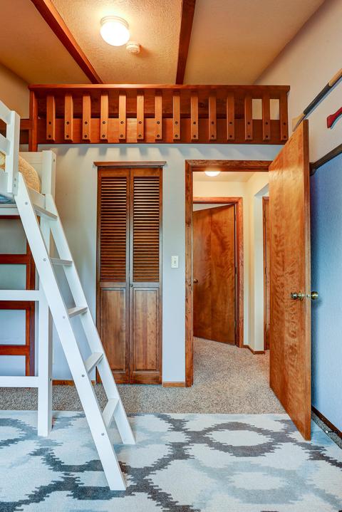 17860 Pine Ridge Ln, Sunriver, OR 97707 photo 27
