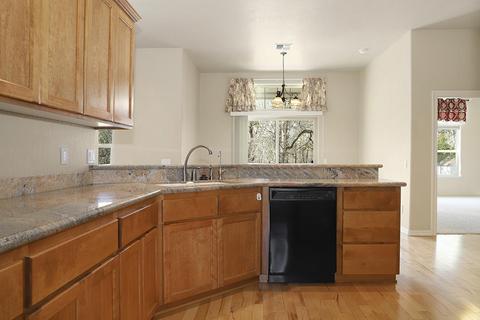 2085 Stringer Gap Rd, Grants Pass, OR 97527 photo 8